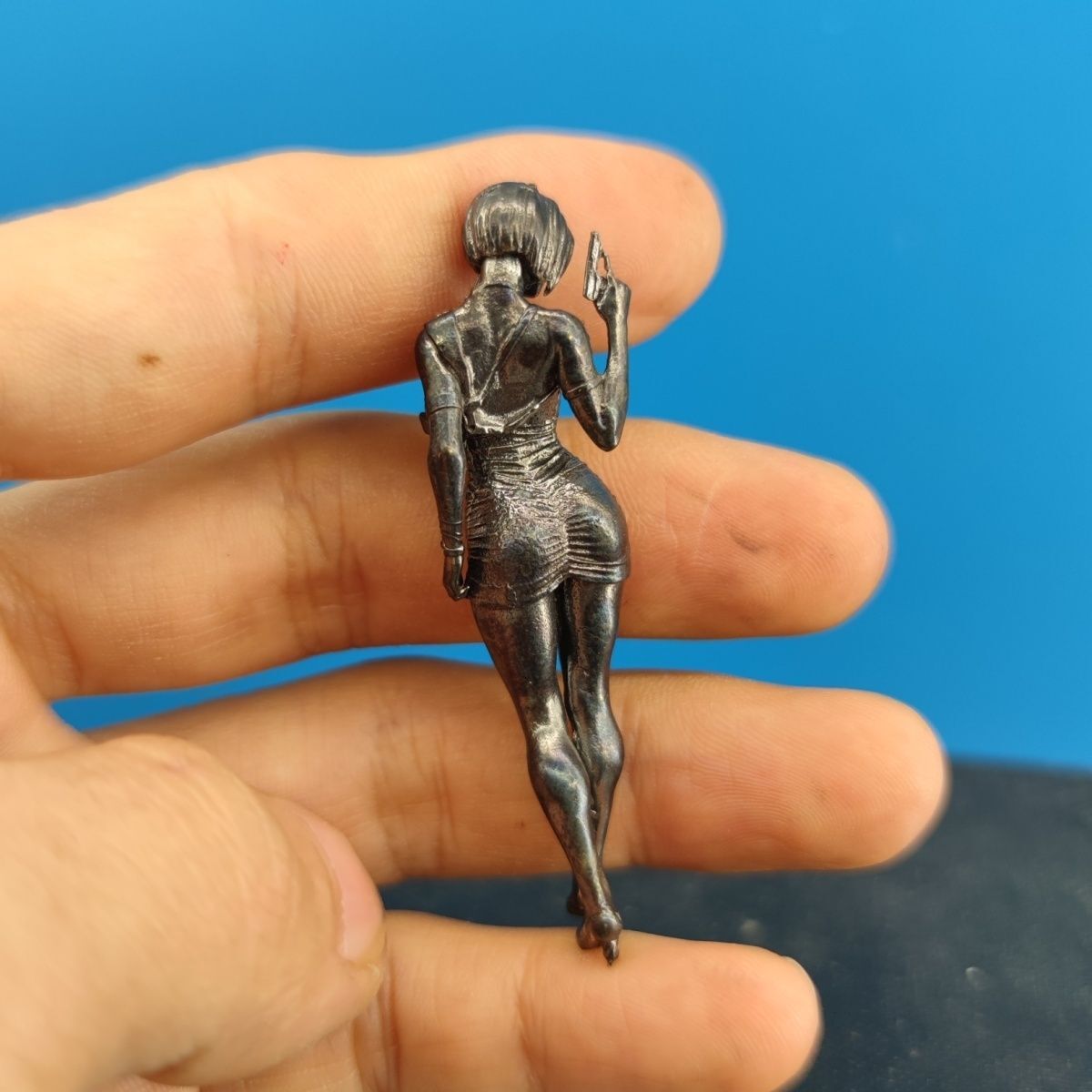 Black Brass Resident Evil King Ada Greenleaf Zombie Huntress Hand Model Ornament