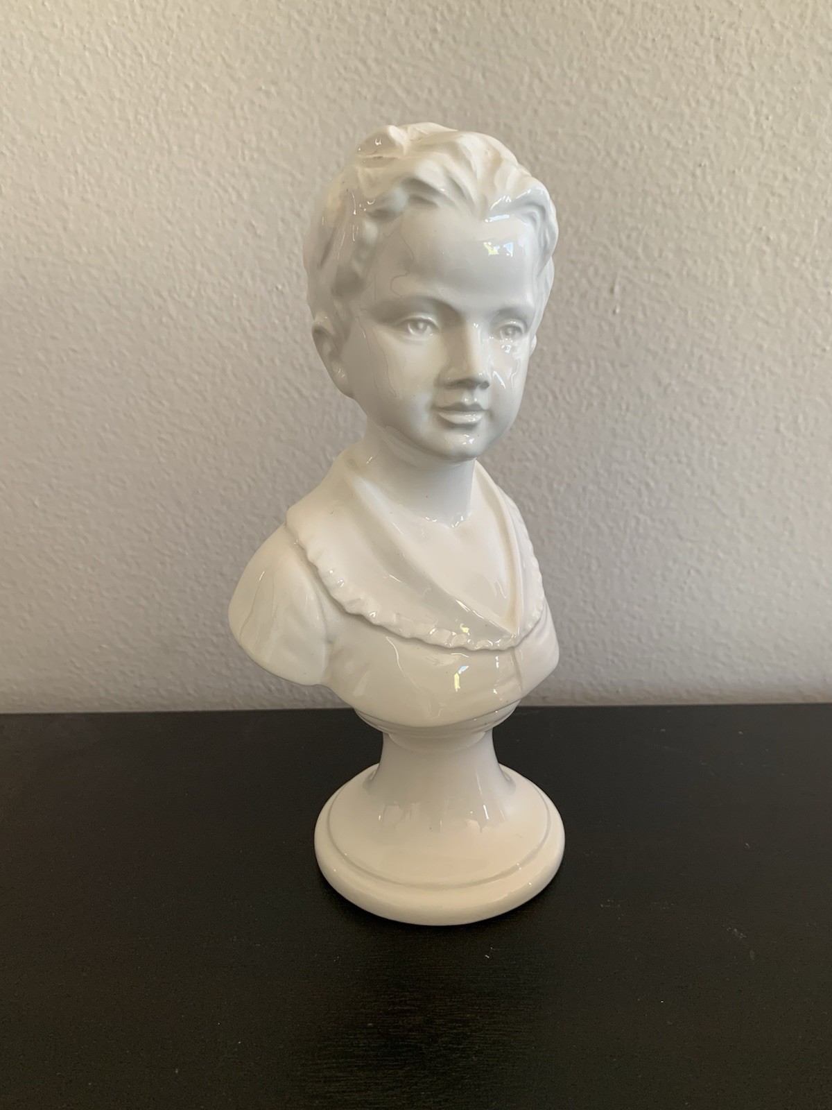 Ucago Japan Bust Statue Boy White Glazed 8”x4” Victorian Book Shelf Or Piano