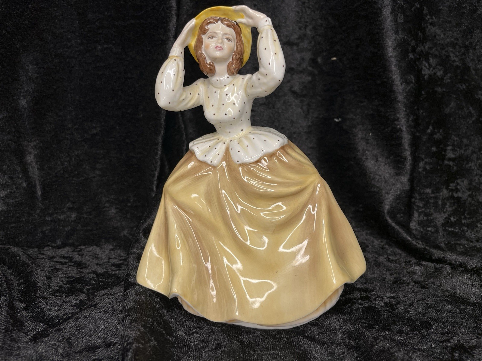 Coalport Anne-Marie Bone China Figurine England Lady Yellow Hat PolkaDot Dress7”