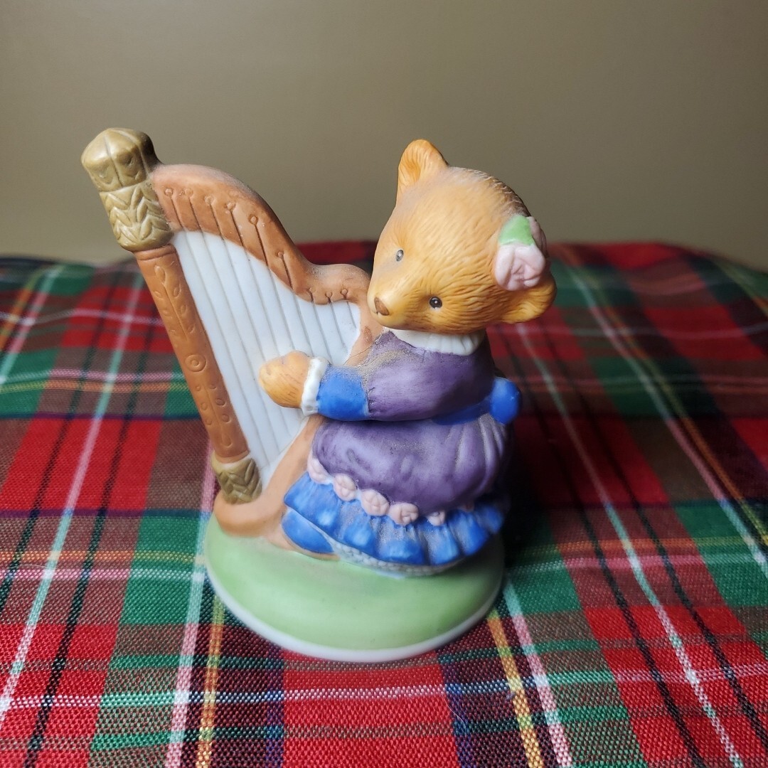 Vintage Franklin Mint Honey Quaver Bear Fine Porcelain Figurine 1986 Free Ship