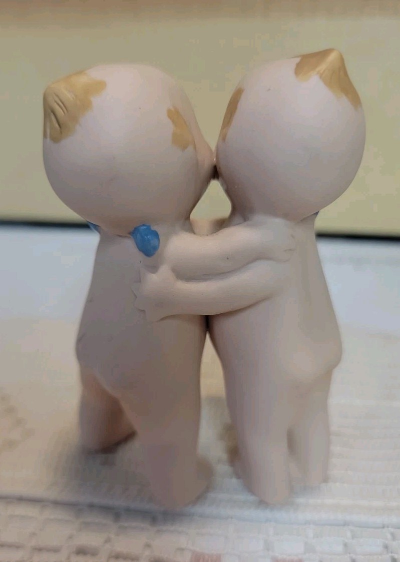Antique German Rose O’Neill Hugging Kewpie Dolls Porcelain Figurine