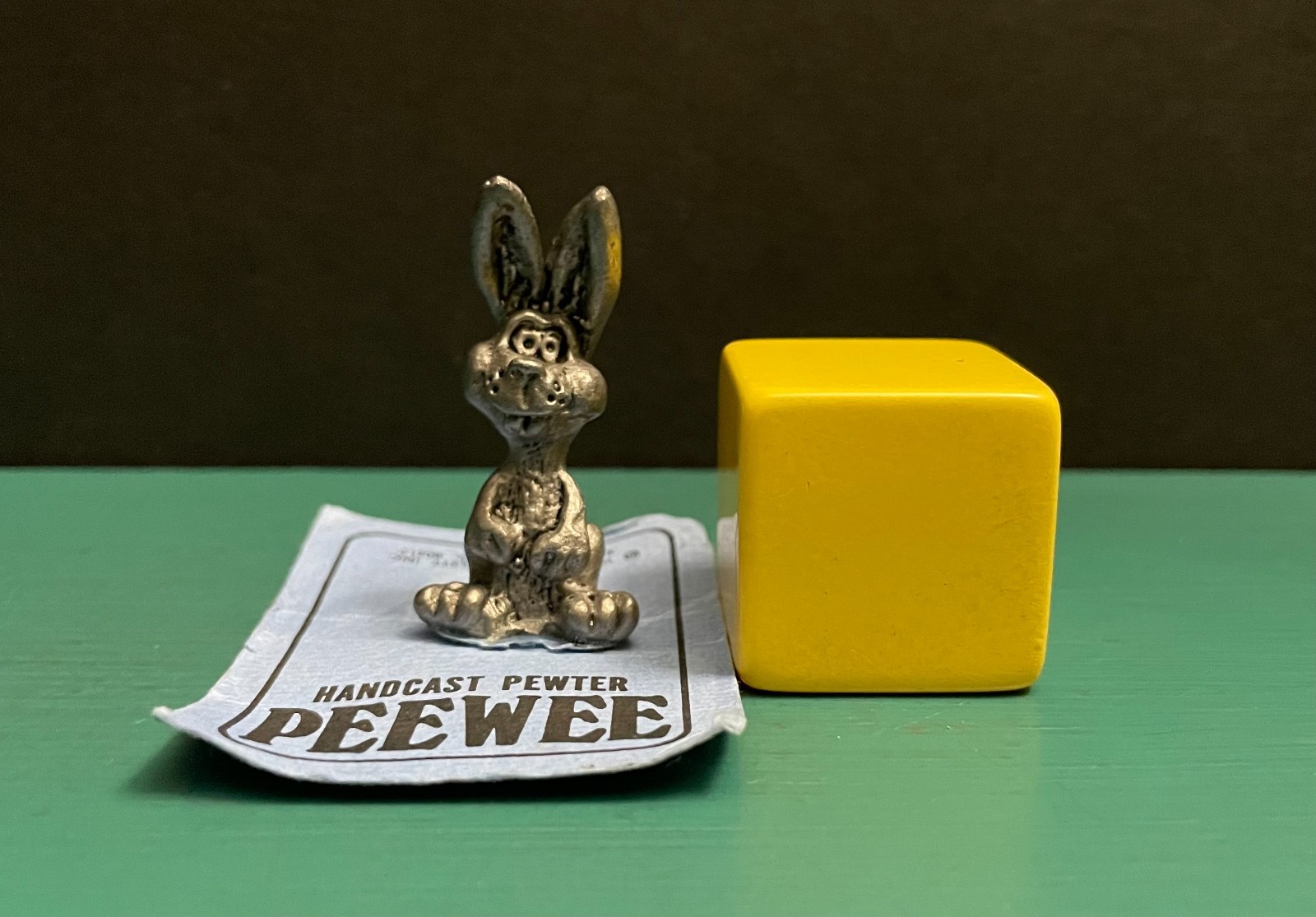 Michael Ricker Pewter Peewee Bunny Rabbit Animal Wildlife Diorama Art Figurine