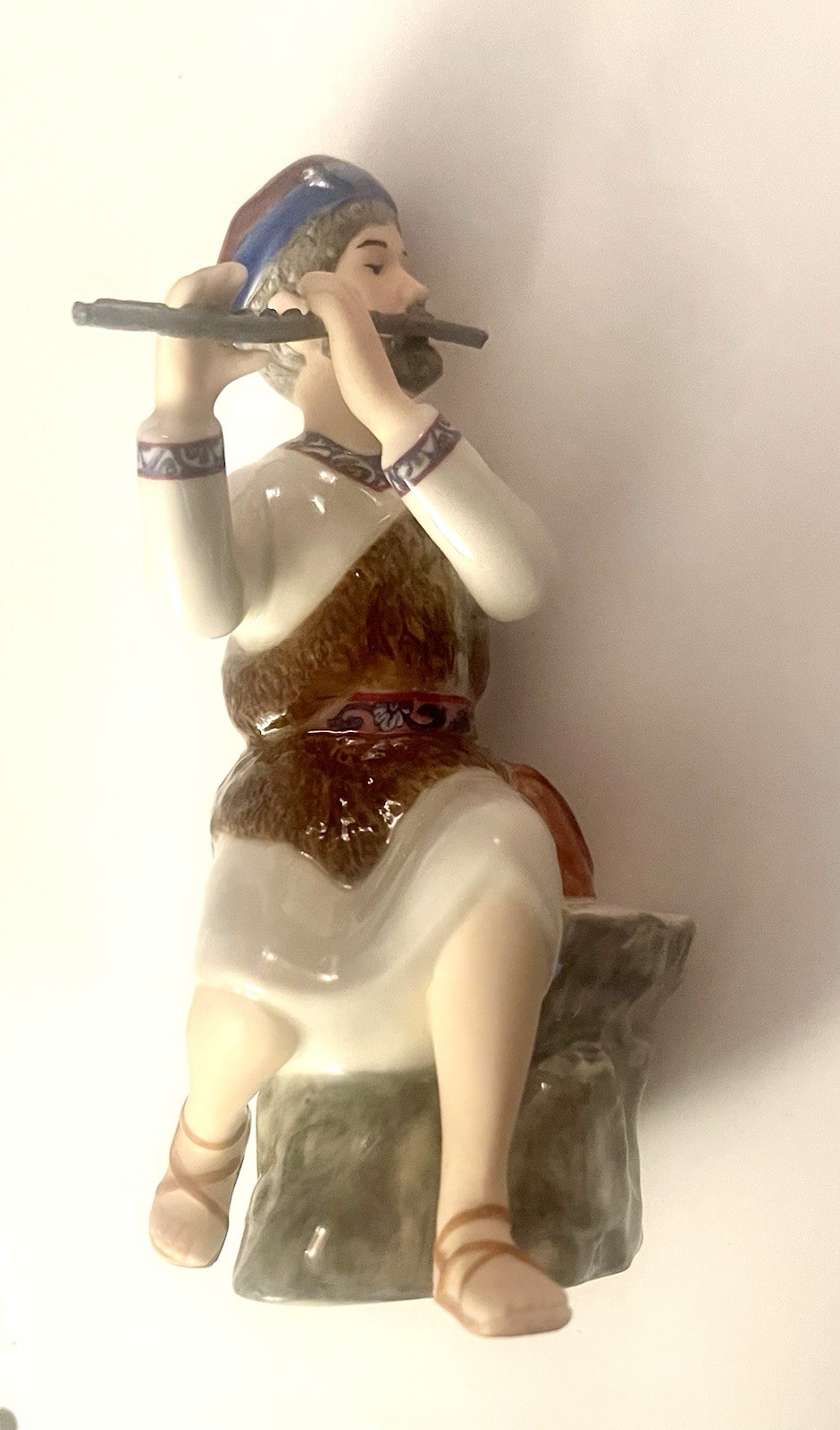 NEW! Porcelain Figurine Flute Player – The Silent Night (Notte Silenziosa)