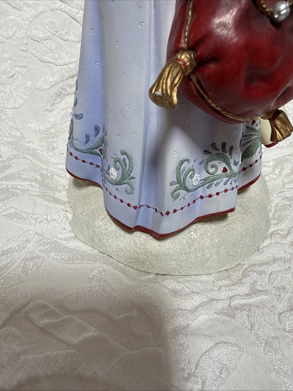Lenox 2016 A Xmas Traveler Santa Figurine By Lynn Bywaters w/ Cardinals Vintage