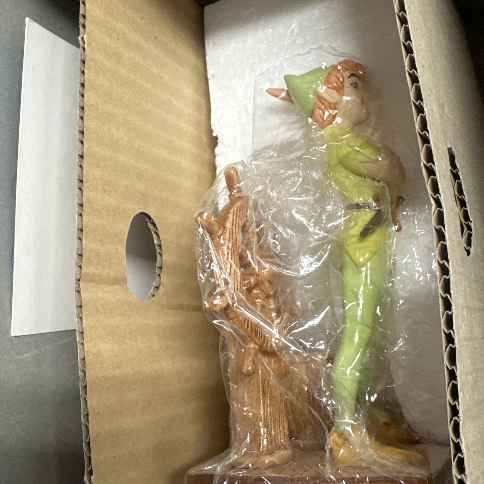 Royal Doulton Disney Peter Pan 1 Porcelain Figurine 6″ NRFB