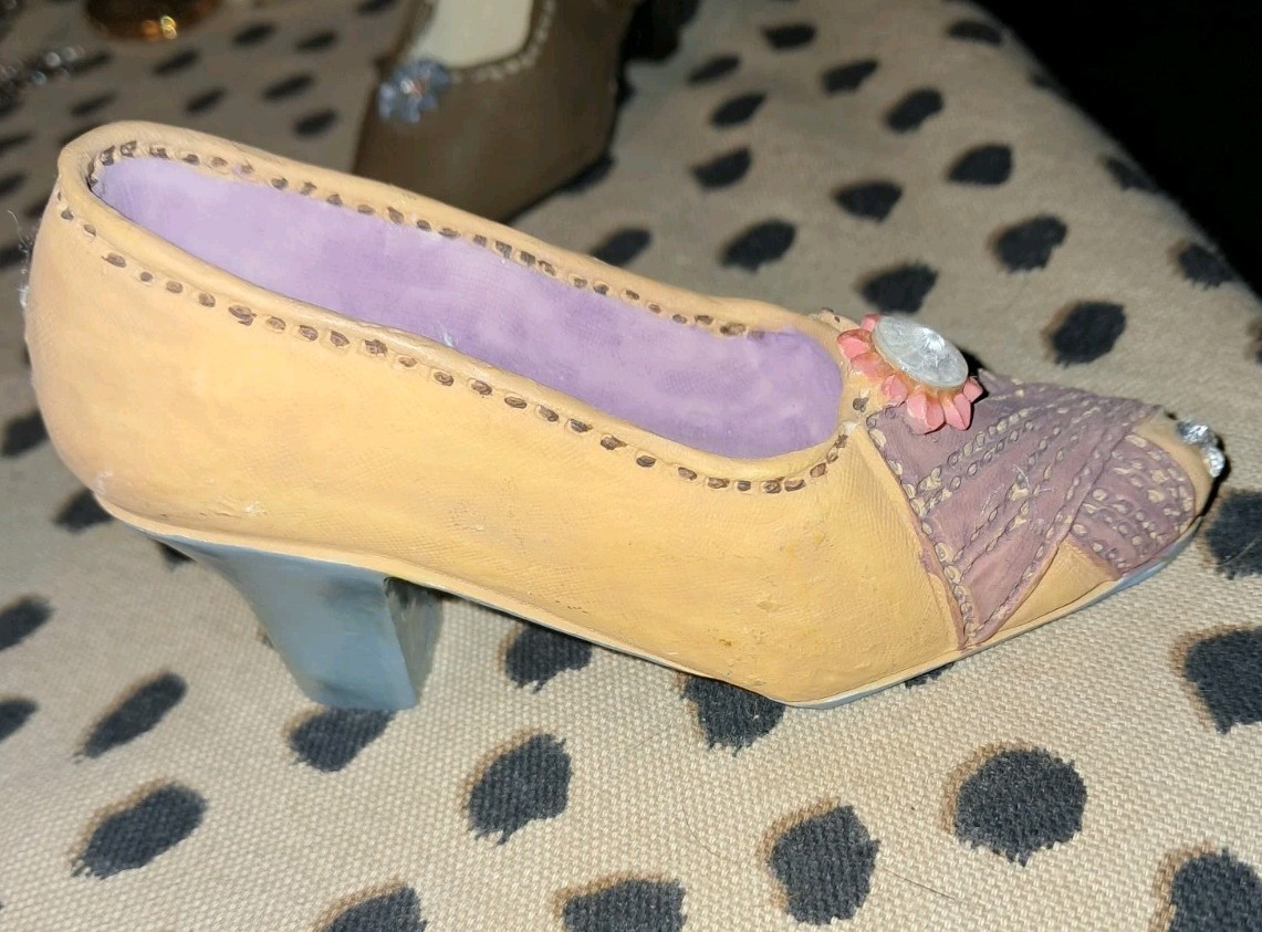 Lot Of 5 Minature Shoes All Diffrent Colors And Styles Collectible Shoes