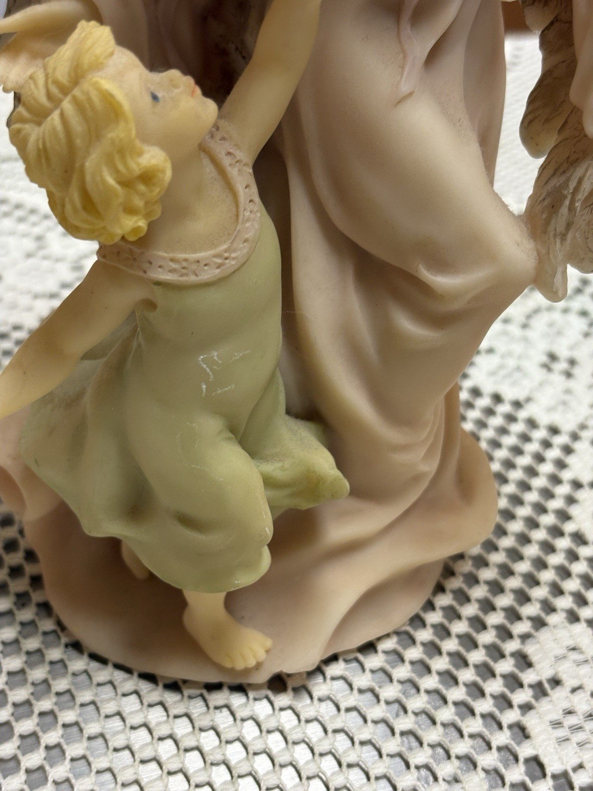 Large Resin Seraphim Like Angel & Young Girl & Dove 8.5”x5.5”x3.5” 2.5Lb EUC