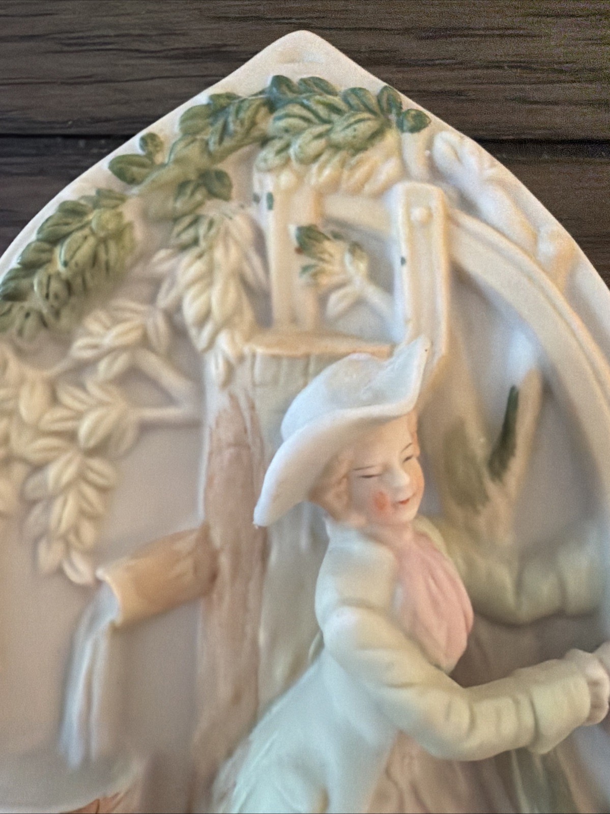 Vintage Colonial Man And Woman Bisque Wall Plaques Victorian Style Japan