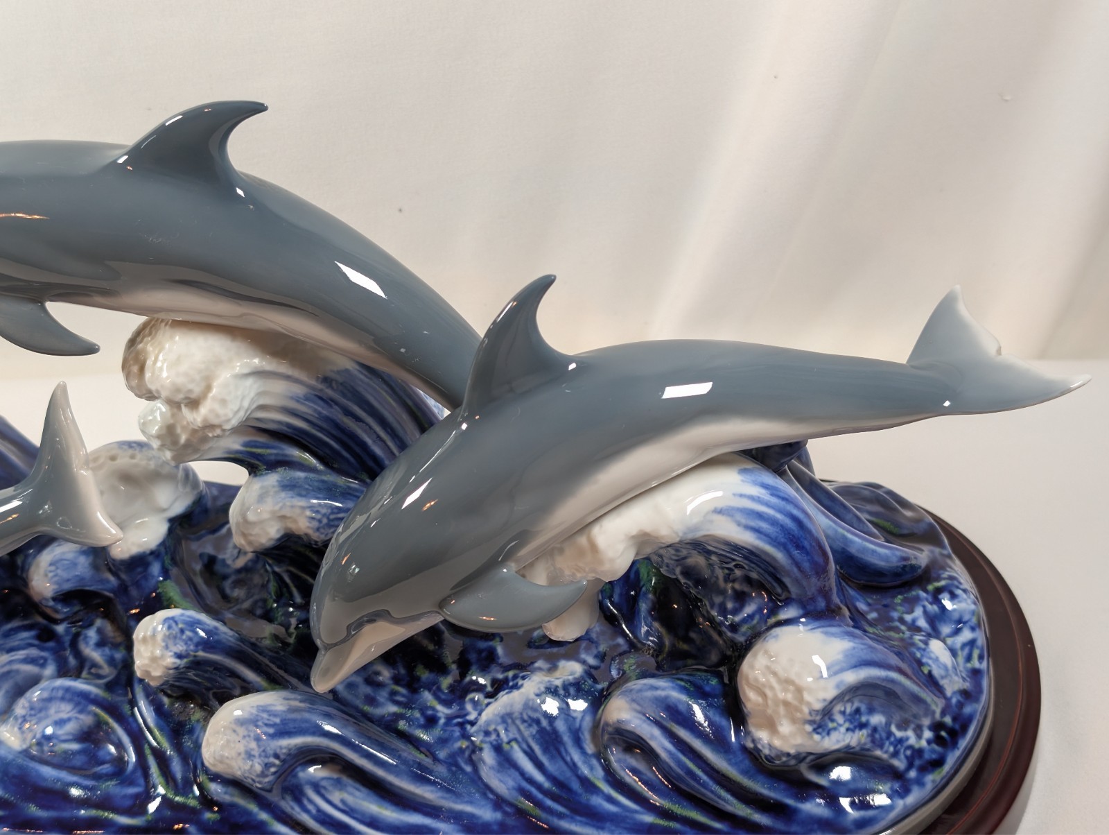 Lladro 6436 “The Dolphins” Porcelain Figurine Sculpture w/ Wood Base – Excellent