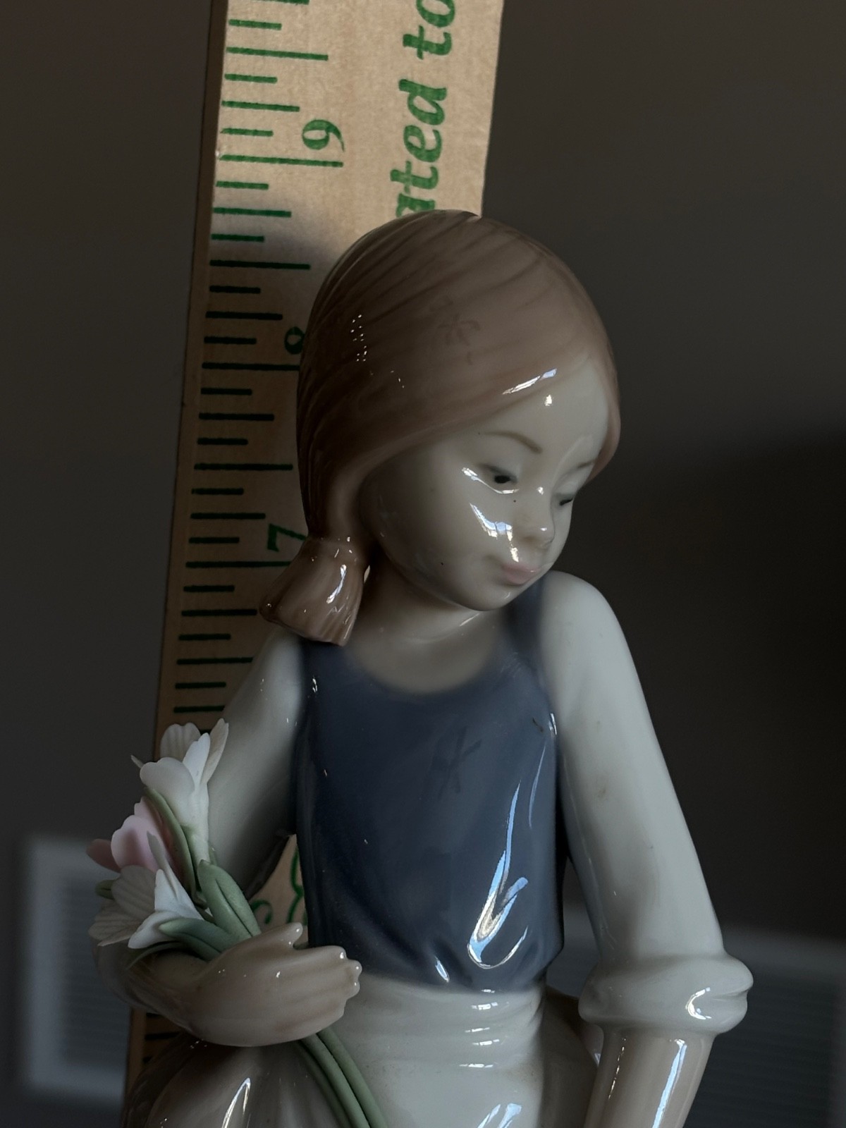 Lladro Figurine Vintage 1986 Girl With Puppy And Flowers Daisa 9 High Gloss.