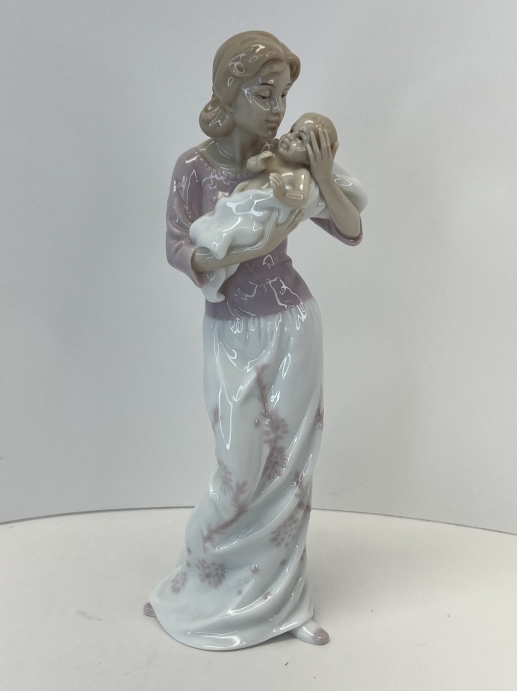 The Valencia Collection Roman Inc Mother & Newborn Baby 9.25” Porcelain Figurine