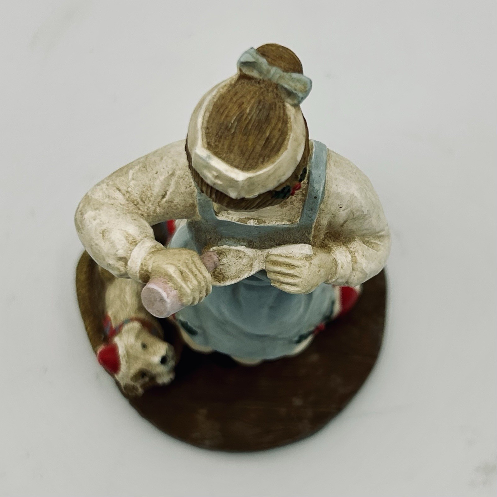 Vtg 1993 Nurse Figurine Stone Resin 6in Puppy Christmas Tree Signed NA Americana