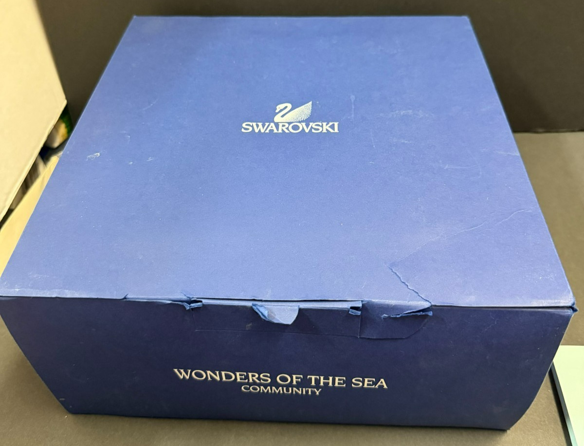 Swarovski Crystal Wonders of the Sea Community Figurine Set in Original Box
