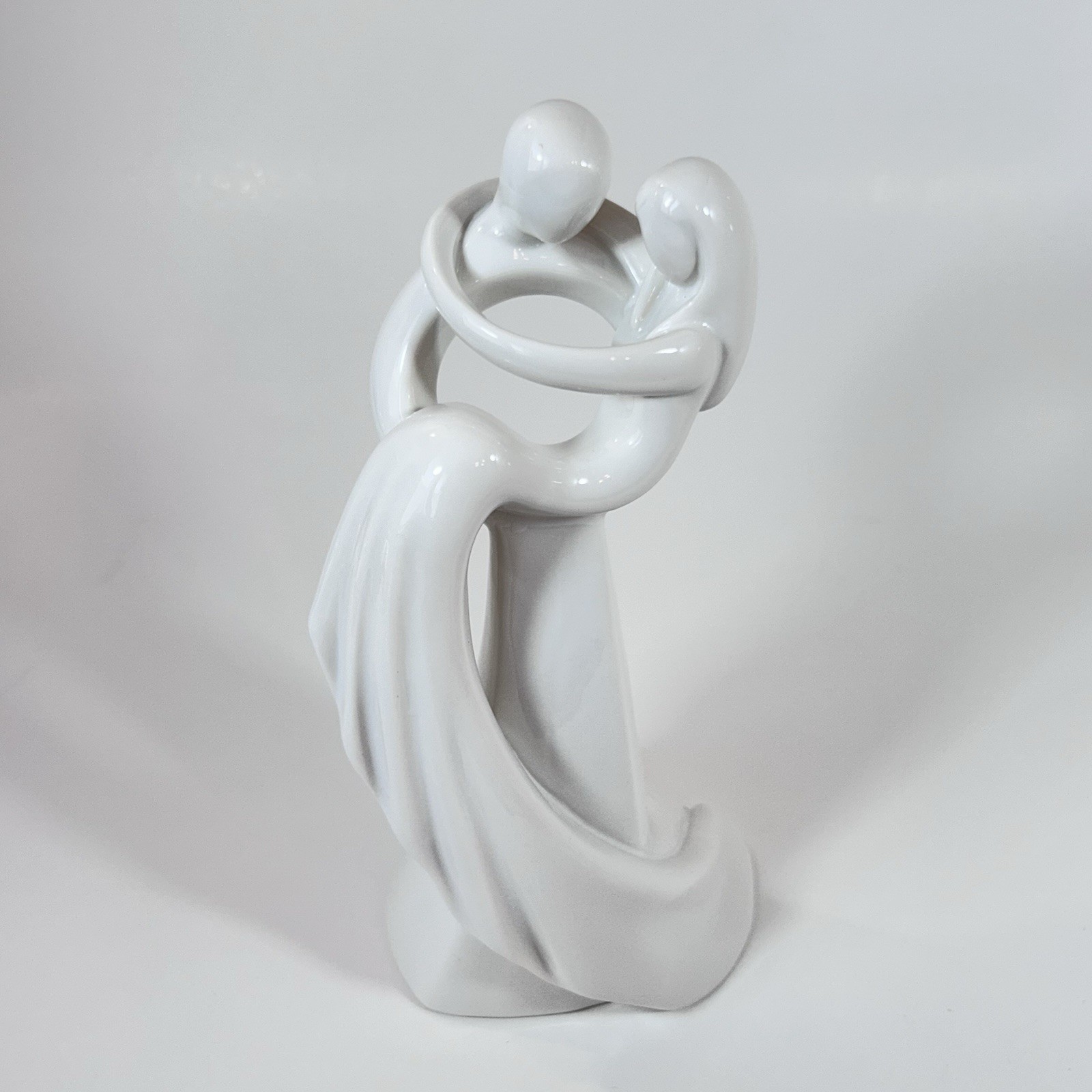 Circle Of Love Enesco “Infinite Love” Couple Figurine 8” Wedding Anniversary EUC