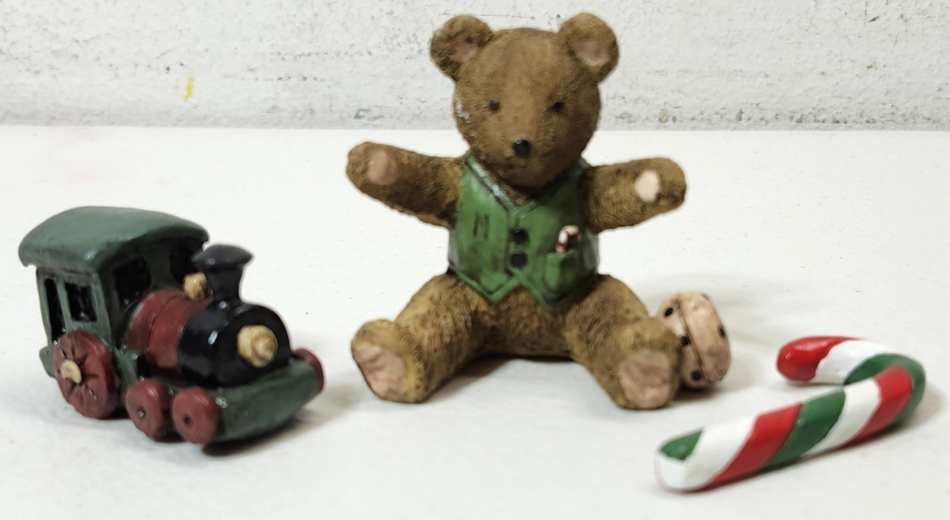 Mark Klaus Bear Train Candy Cane Figure Home Decor With Box #860036