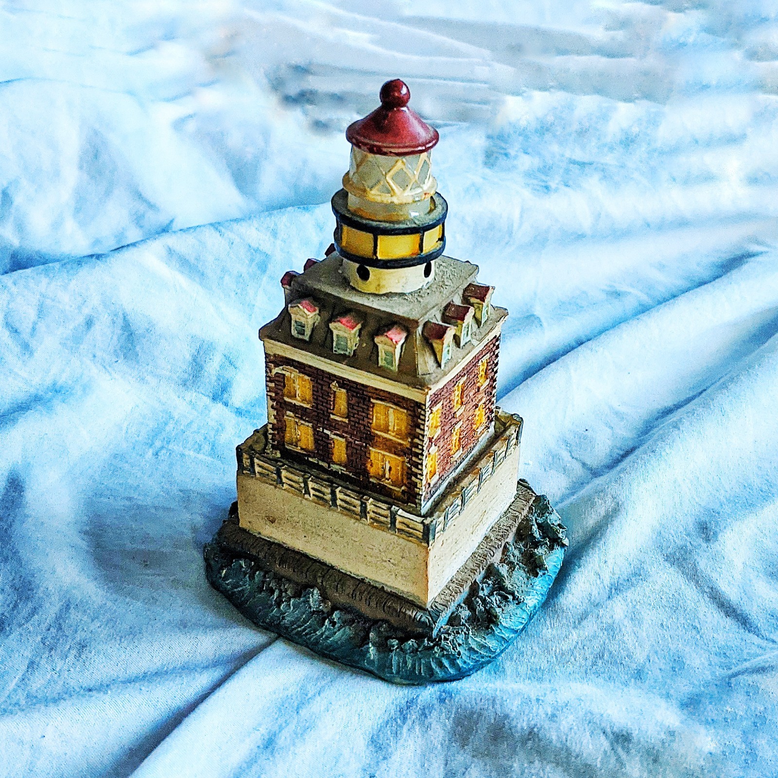 New London🗼Ledge Connecticut🌊Lighthouse 5”Resin Statuette Figurine🆓Statue📬VG