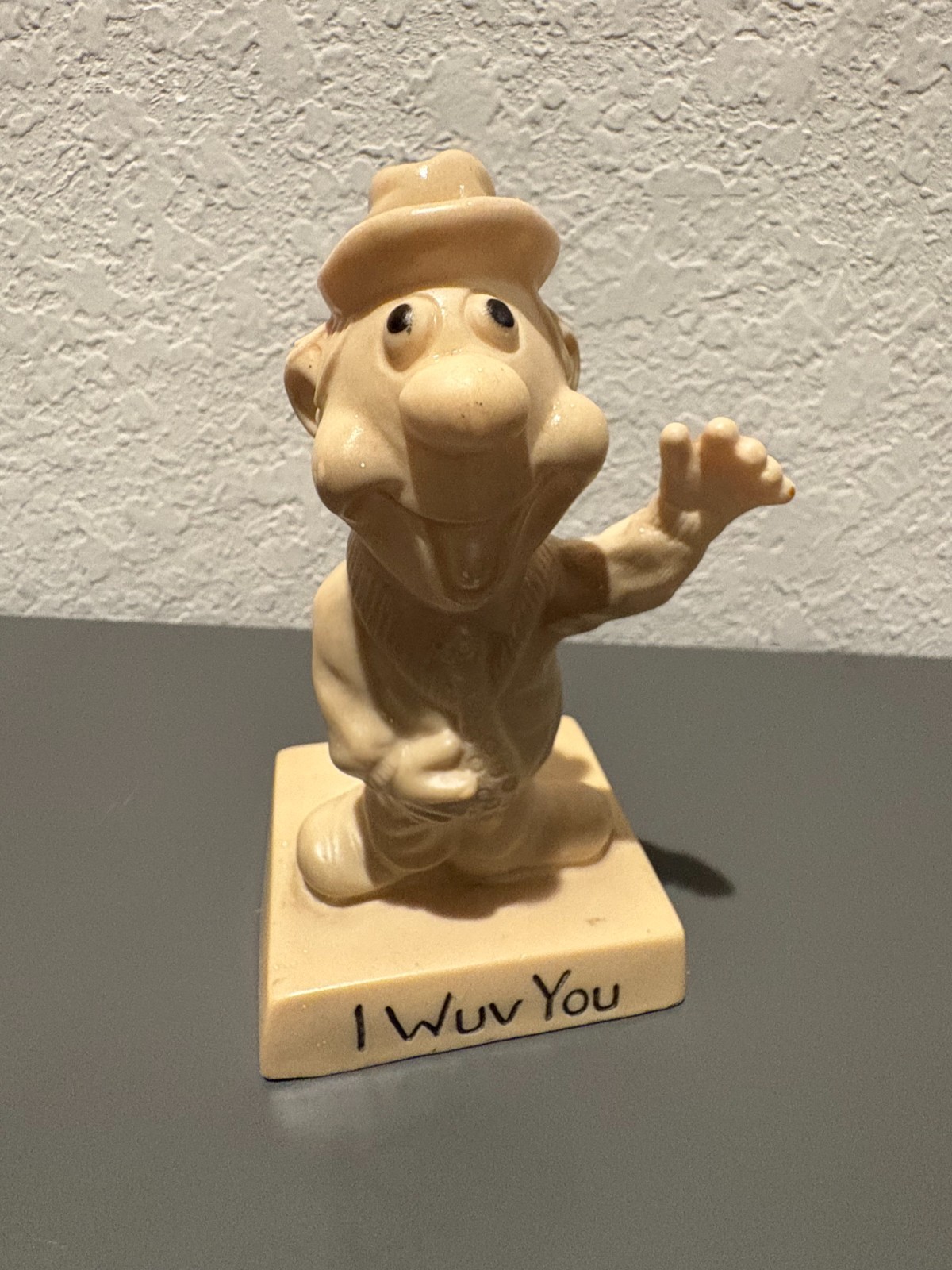 Vintage 1970 A.T. Inc. / Russ Berrie & Co. “I Wuv You” Figurine, 6.5″ Tall