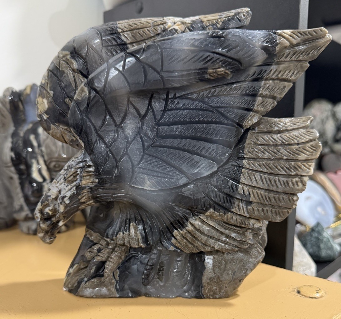 Volcano agate Eagle Carved Figurine Sculpture, Animals & Dinosaurs Theme