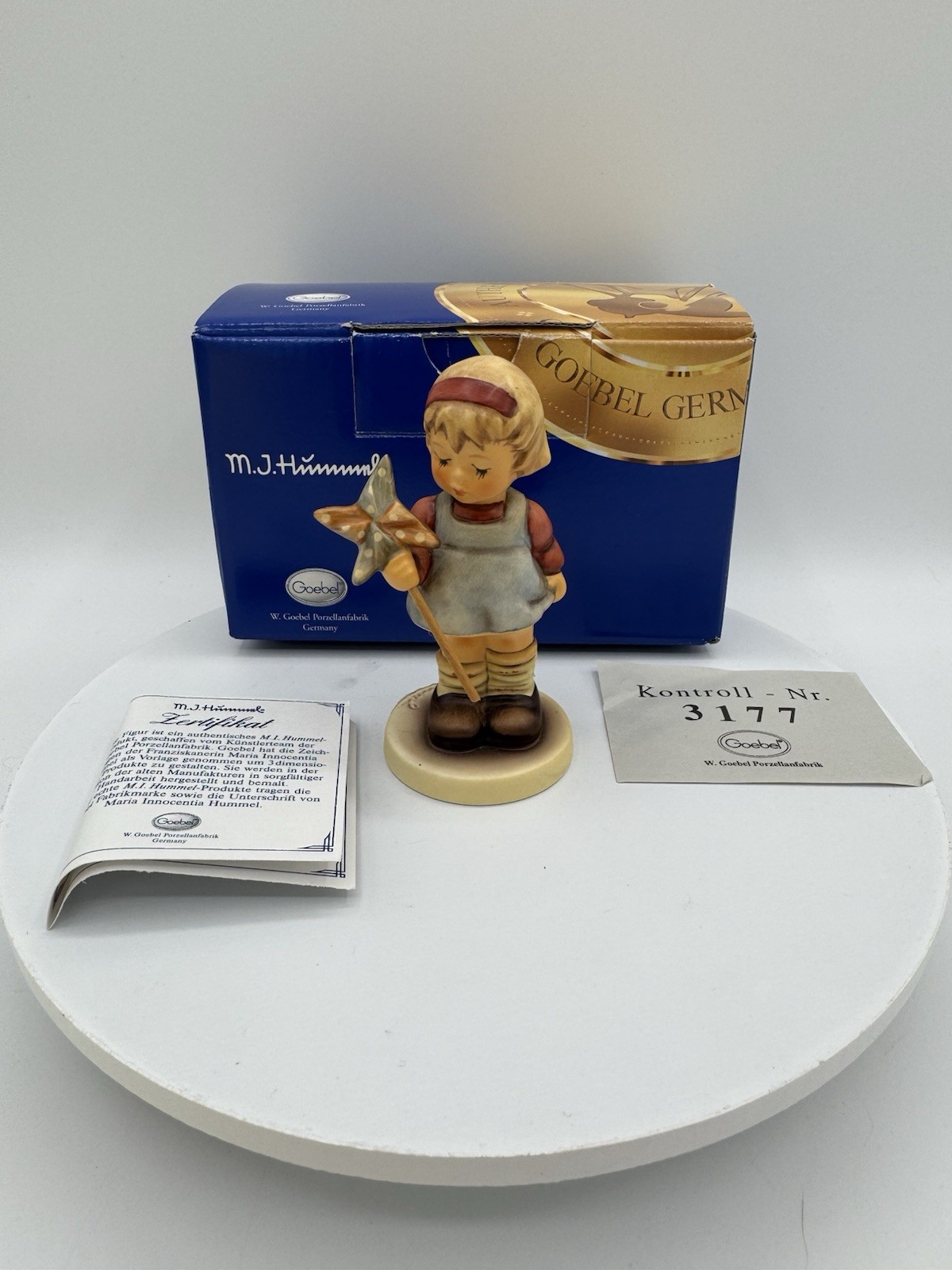 Hummel Figurine All By Myself COA 3.5″ 2003 First Issue 2079/A #1880 LNIB READ