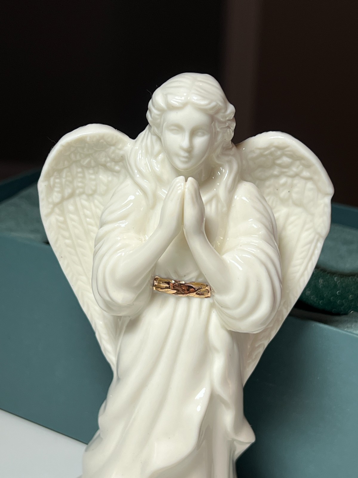 Lenox Porcelain Praying Angel With Gold Accent 6in tall in Box