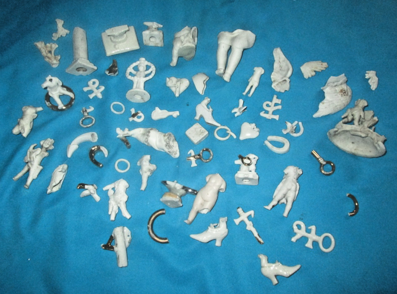 Lot antique bisque figurines/Angels/Sacrial/religious Artist excavated /Germany