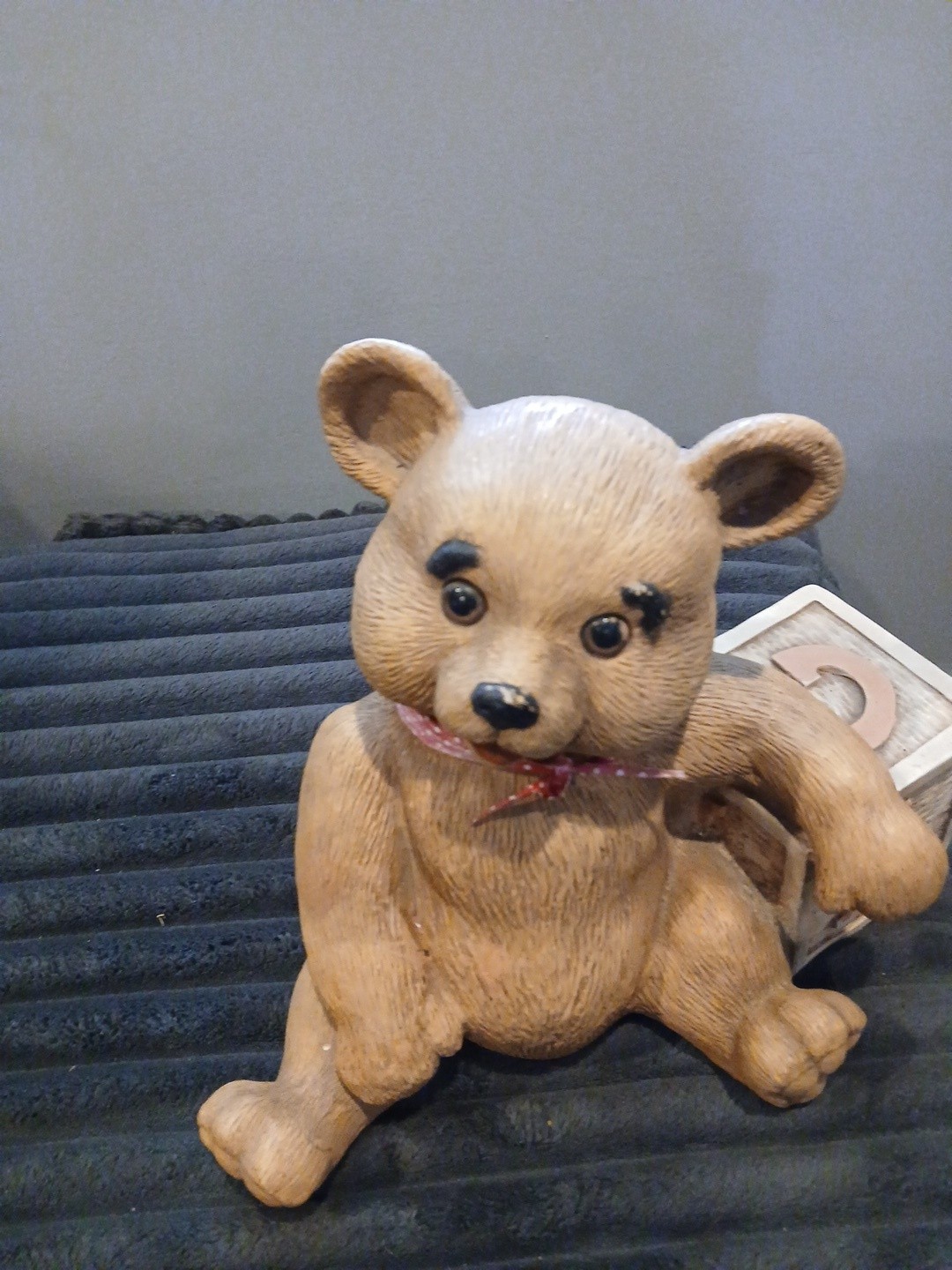 Homeco Resin Teddy Bear ABC