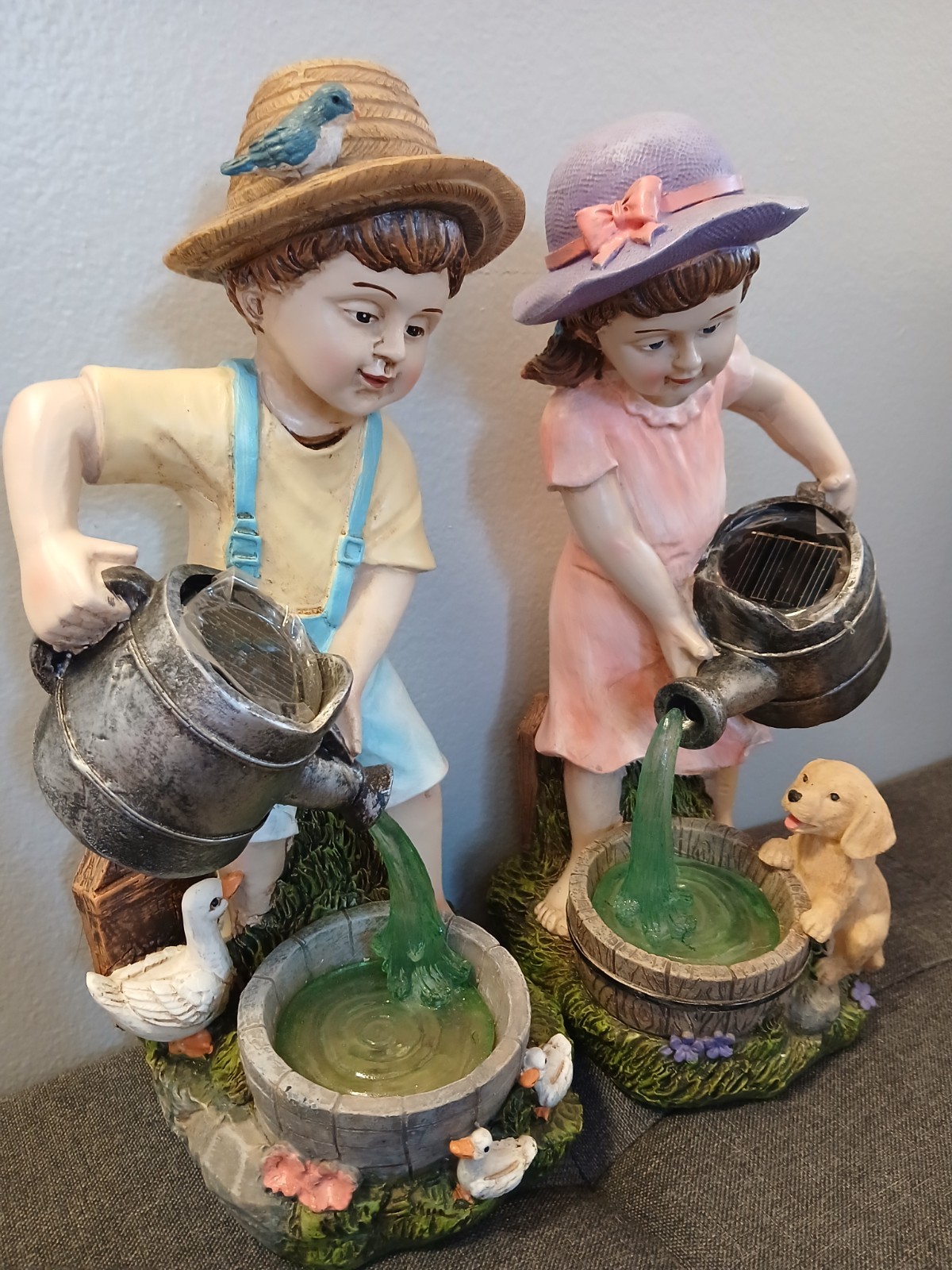 Solar Outdoor Yard or Garden Statue Figurine Set of 2 Children with Animals NEW