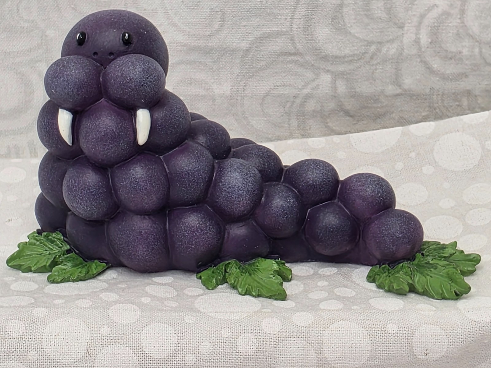 Enesco – Anthropomorphic – Home Grown Figurines – Vegetables – Cute! READ!