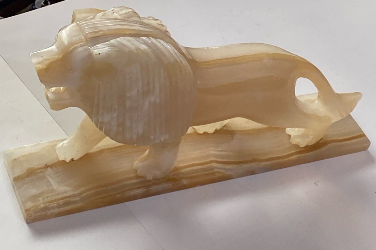 Large Marble Onyx Lion Statue Figure Sculpture Hand Carved Impressive 13 Pounds