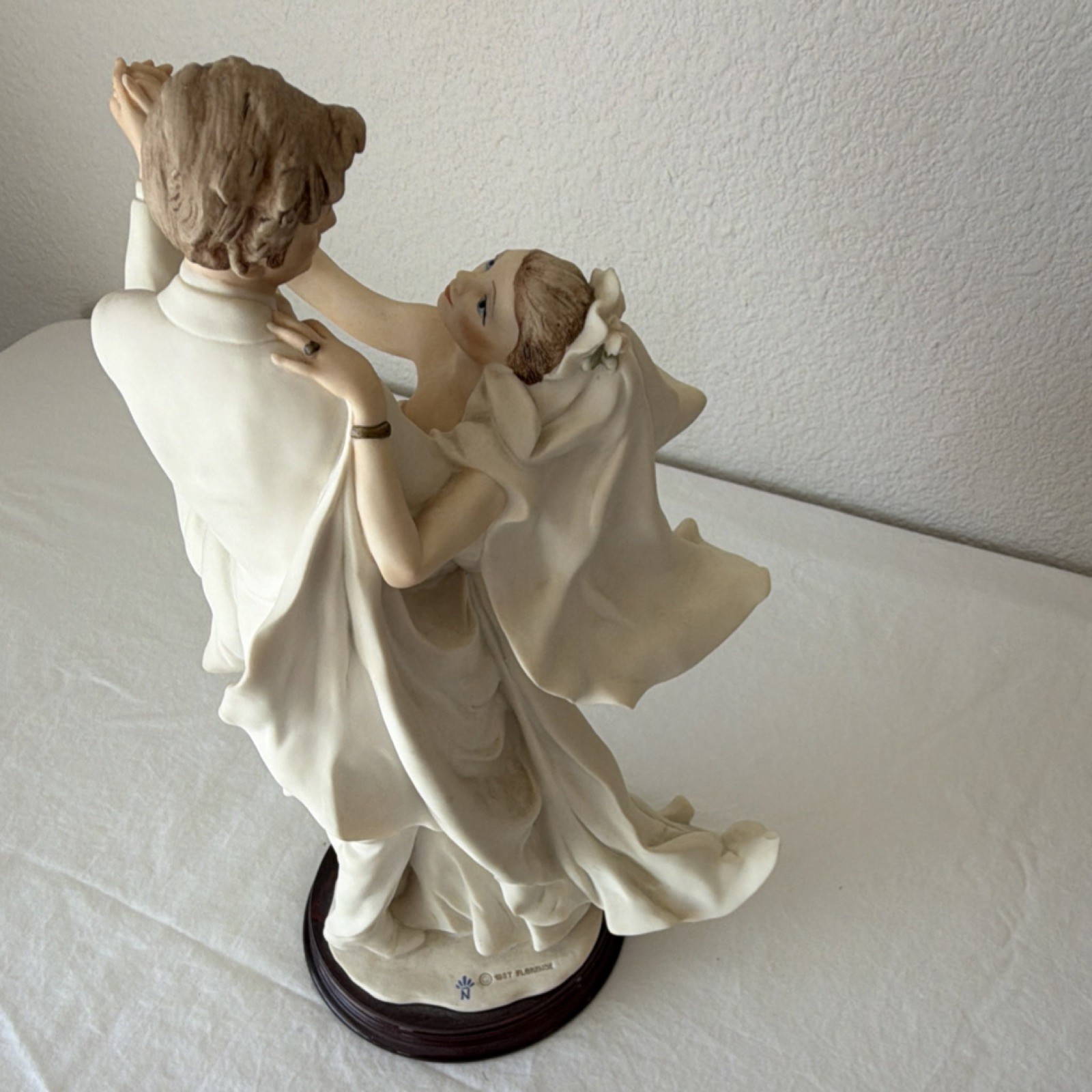 Florence by Giuseppe Armani True Love Porcelain Wedding Figurine 1997