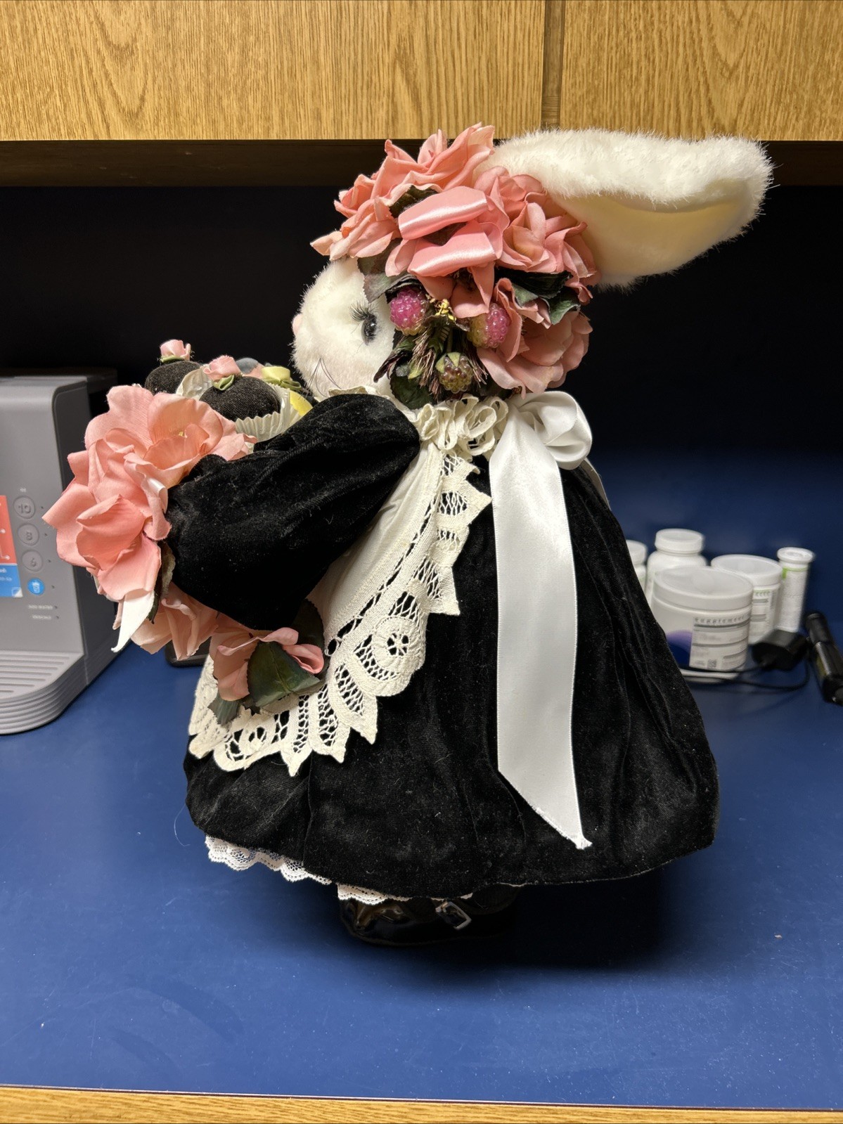 Apple Whimseys Upstairs Maid Bunny Lita Gates Hand Signed 2/23/1998 Only63/100