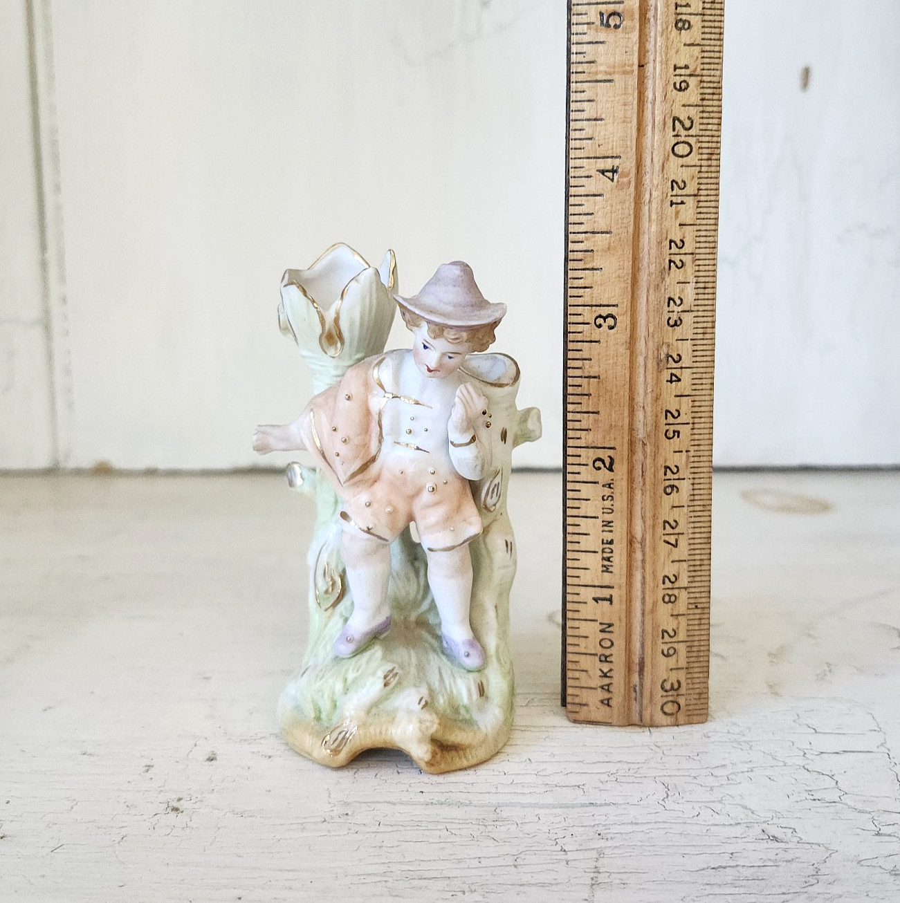 Antique Porcelain Small 3.5″ Handpainted Dbl Spill Base (Heubach ?) Gold Details