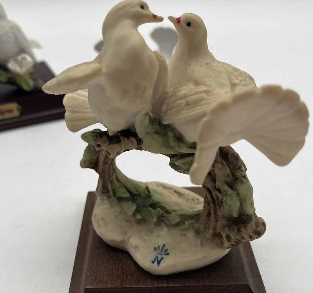 Porcelain Dove Figurines Set Of 3 Guisepe Armani ,lefton,Jonathan Byron