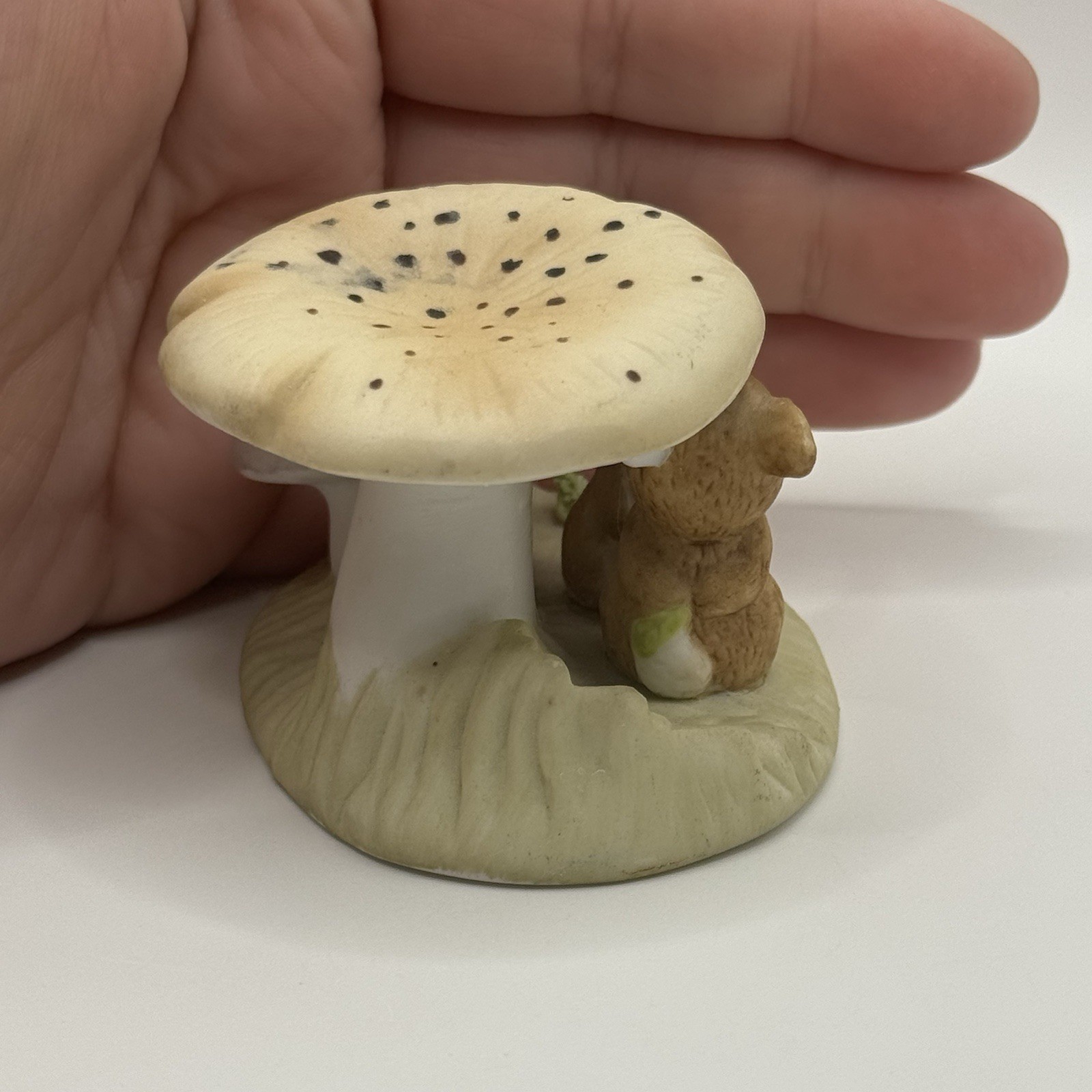 Vintage Woodland Critters Mushroom Figurine Trinket Bunny Mini Collectible ***