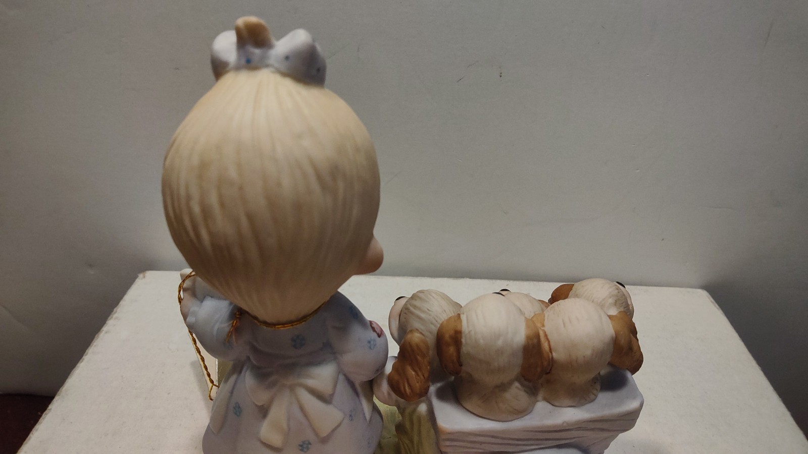 1977 Precious Moments God Loveth A Cheerful Giver – Free Puppies