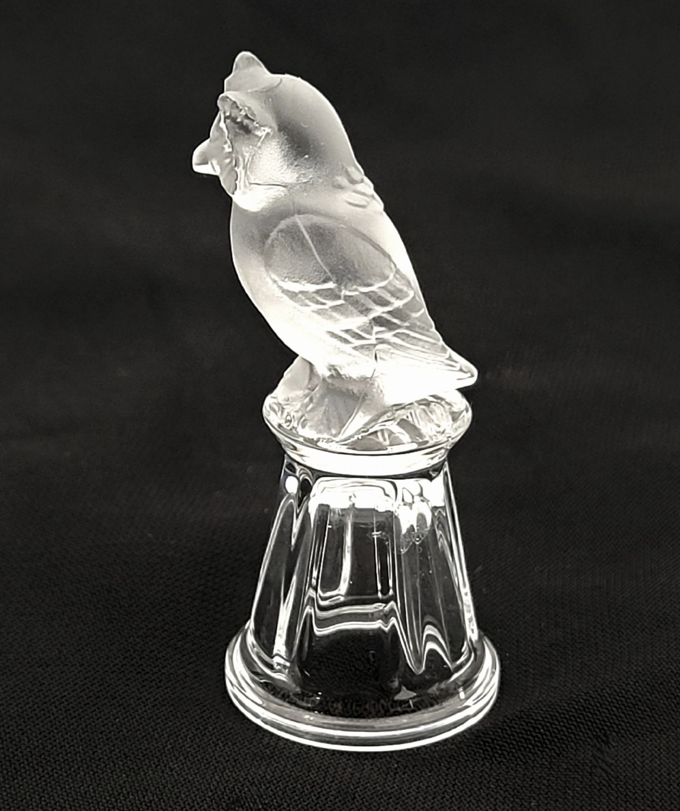 Swarovski Crystal Owl on a Thimble Pedestal Base Austria 2 1/8″