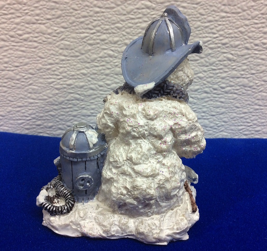 Snowman Figurine ~ STATUE