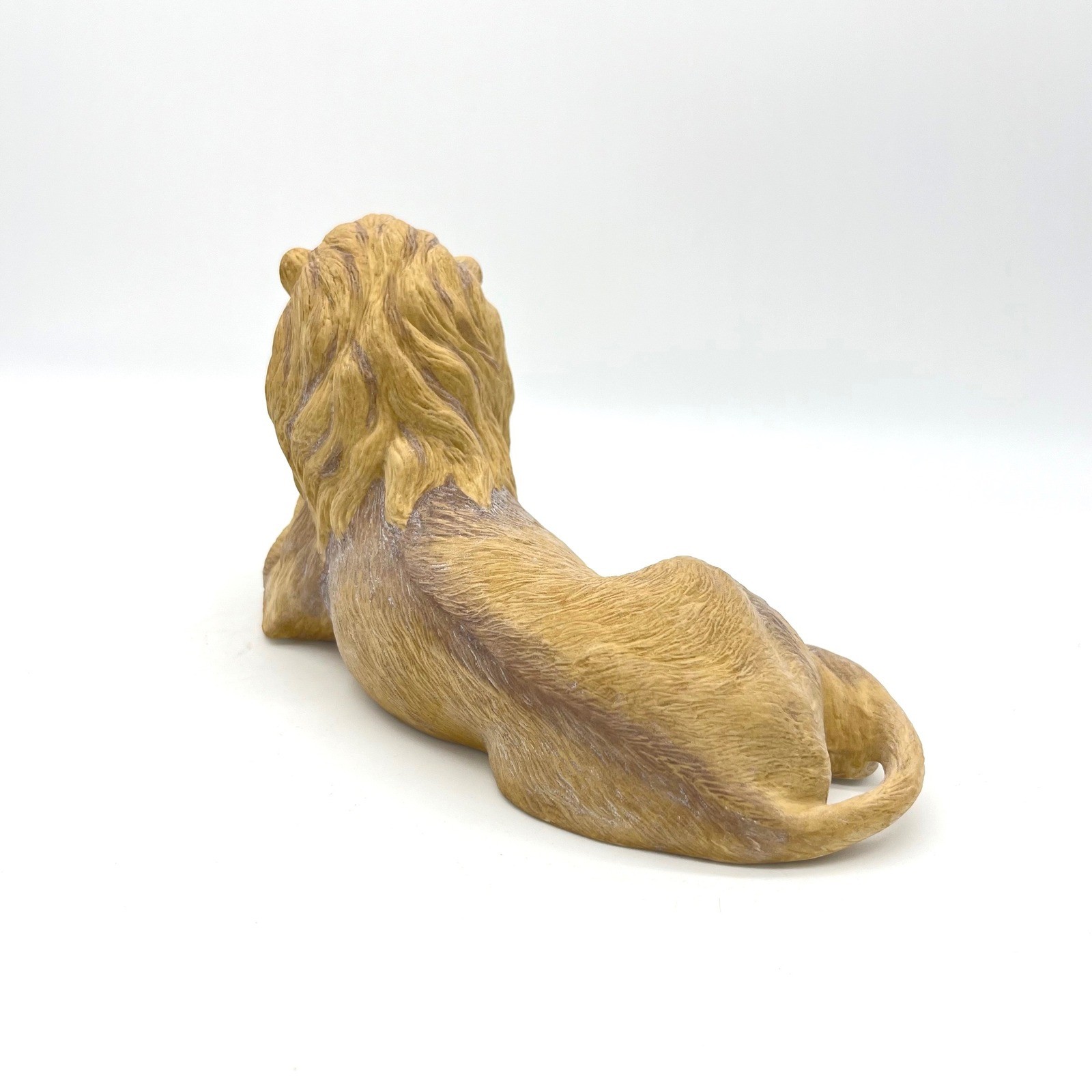 Boehm Porcelain Reclining Lion Figurine 402-22 Peace Will Reign Sculpture 8.5in