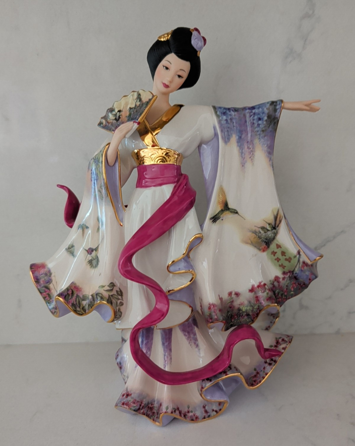 Bradford Exchange ‘Delicate Elegance’ Silken Whispers. 1st Issue Figurine