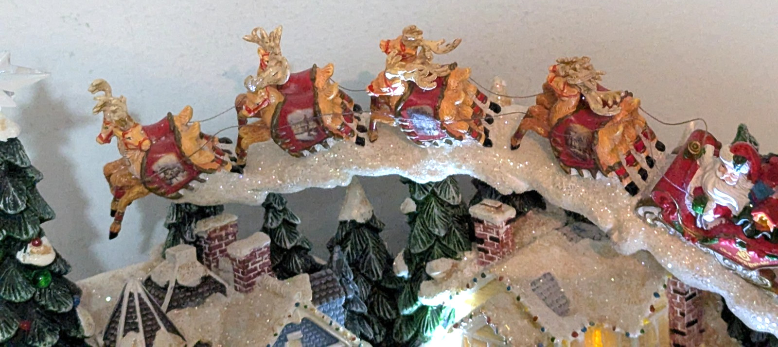 Bradford Exchange-Skating Pond Christmas Village-Lights/Music- Thomas Kinkade