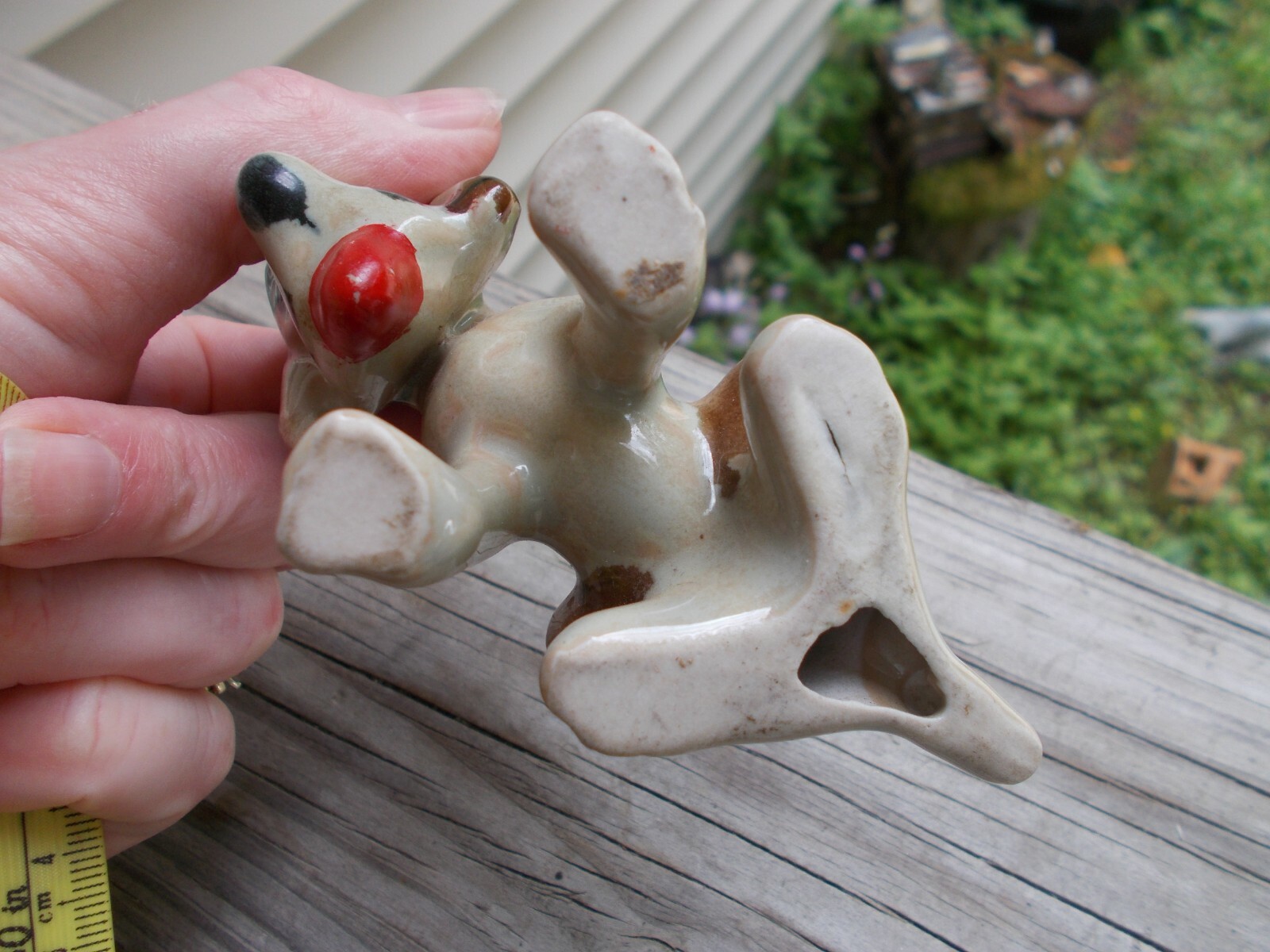 VTG Porcelain Figurine Dog Blood Hound Basset Beagle 3 ” tall Tongue hanging out