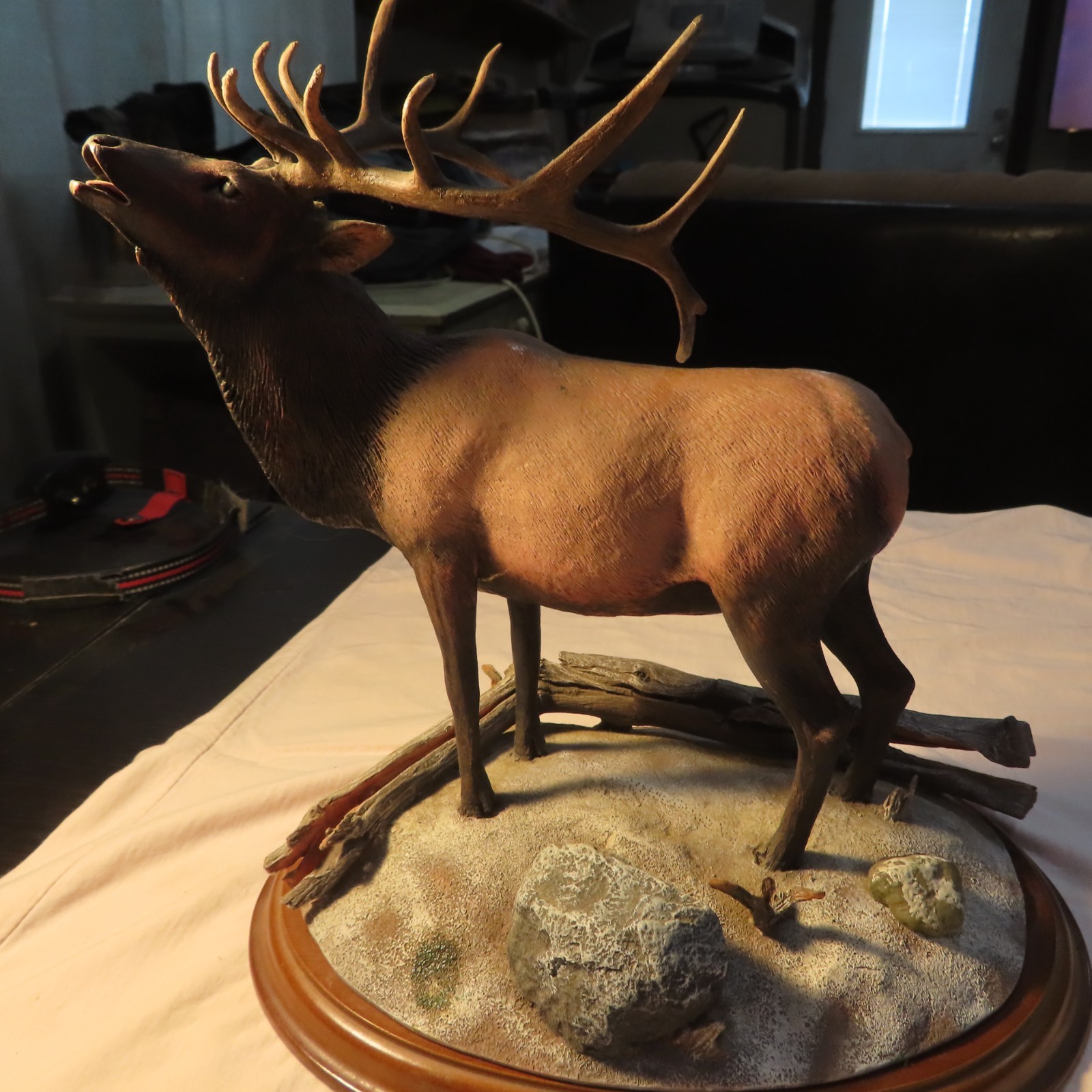 figurine ceramic ELK animal statue DANBURY MINT