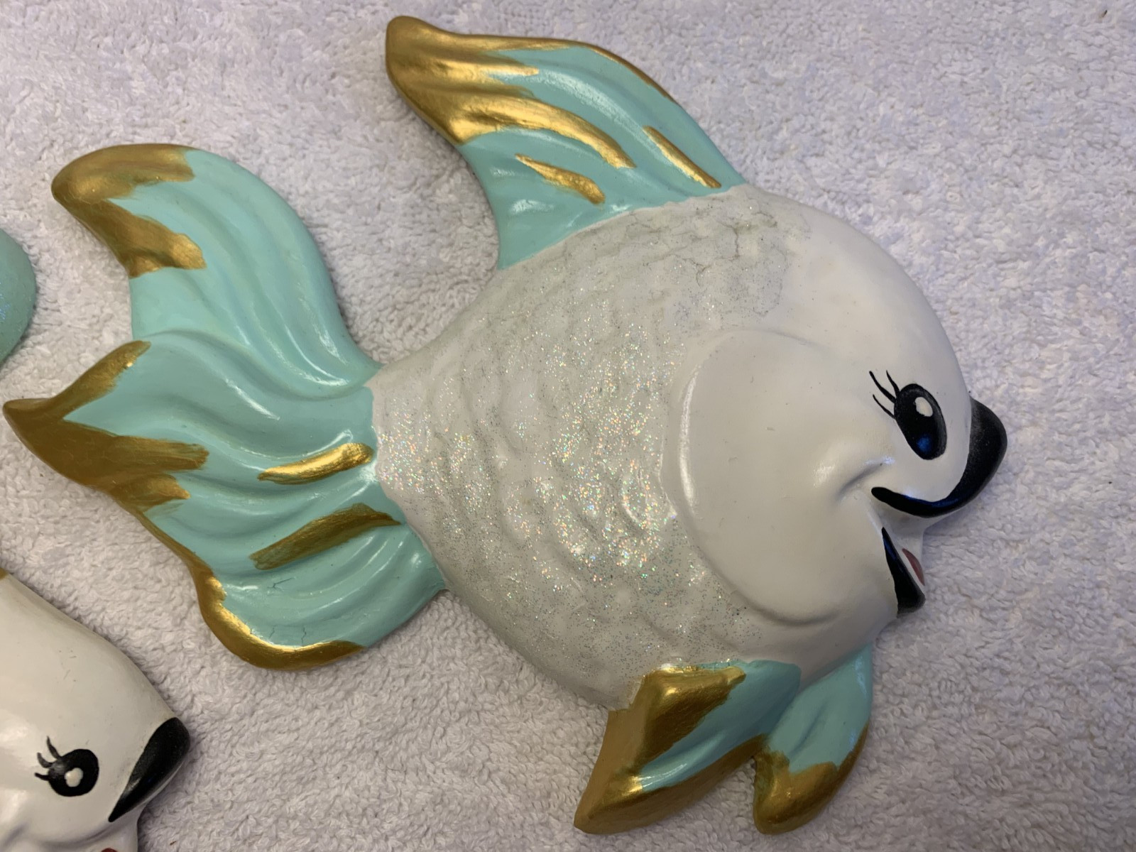 VTG Anthropomorphic 1960’s Chalkware Fish Mom & Baby Wall Plaques Nautical Decor