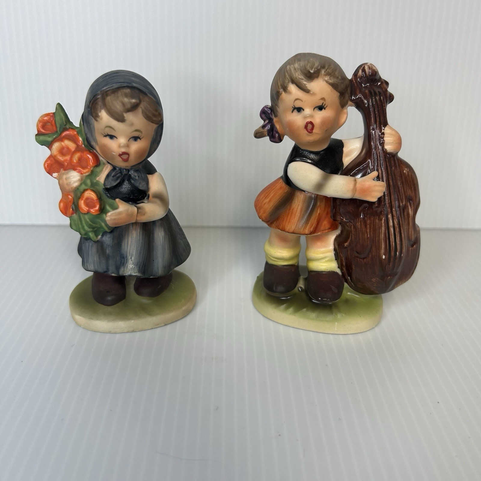 Vintage Napcoware Girl With Cello And Girl With Flowers 1950’s C7654 C7653