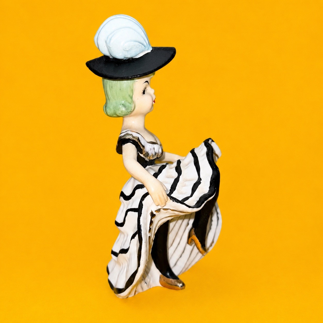 CUTE! Can Can Dancer French Girl Woman Figurine Moulin Rouge TMJ Napco Lefton