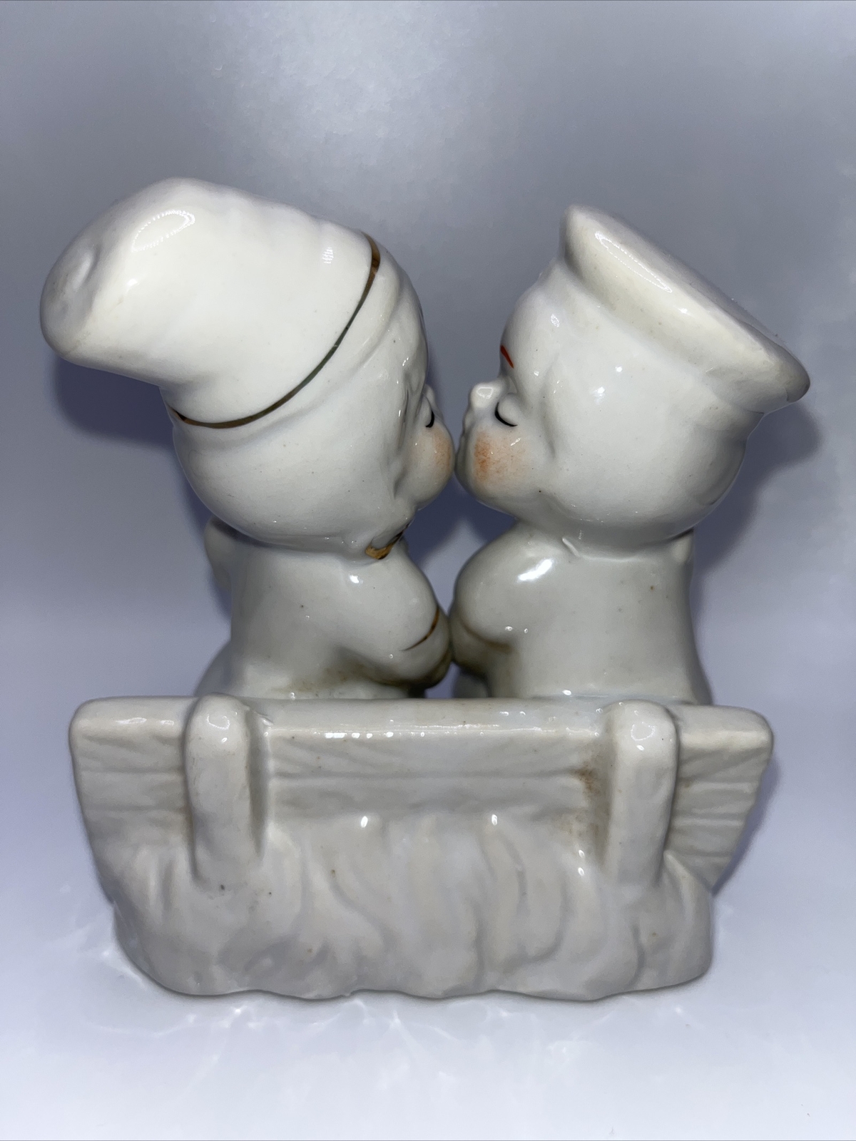 Vintage Kissing Bench Couple Oriental Sitter Porcelain Figurine Made in China