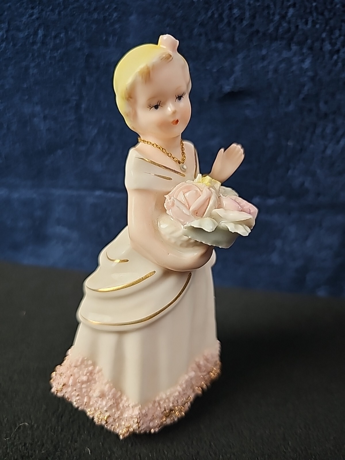 Vintage Napco Figurine #164305 Blond Girl Pink Roses Spaghetti Trim Jewels Japan