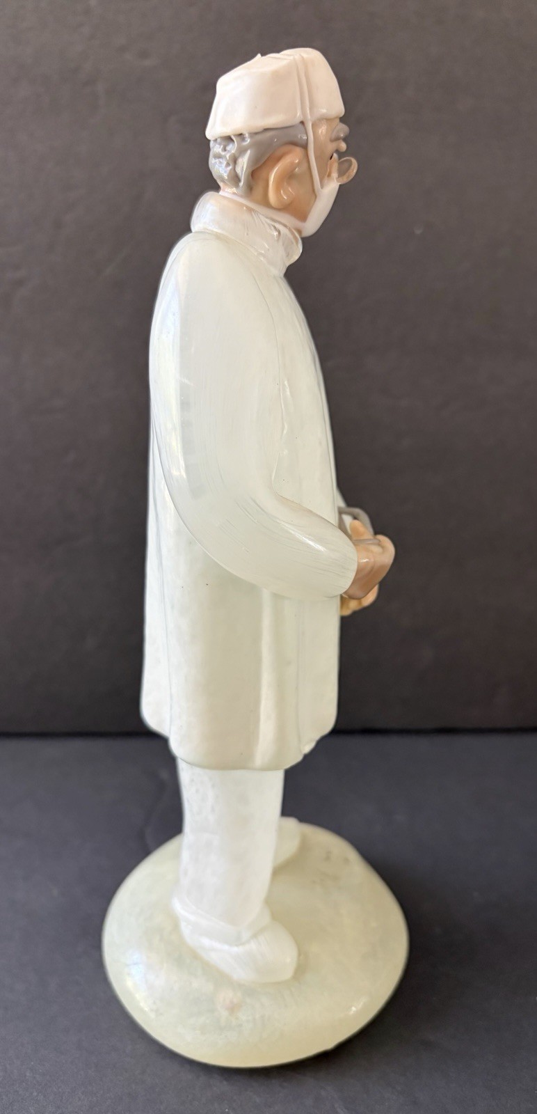 Handmade American Cut Crystal Corp Doctor Surgeon Statue Made In Czech 8.5”