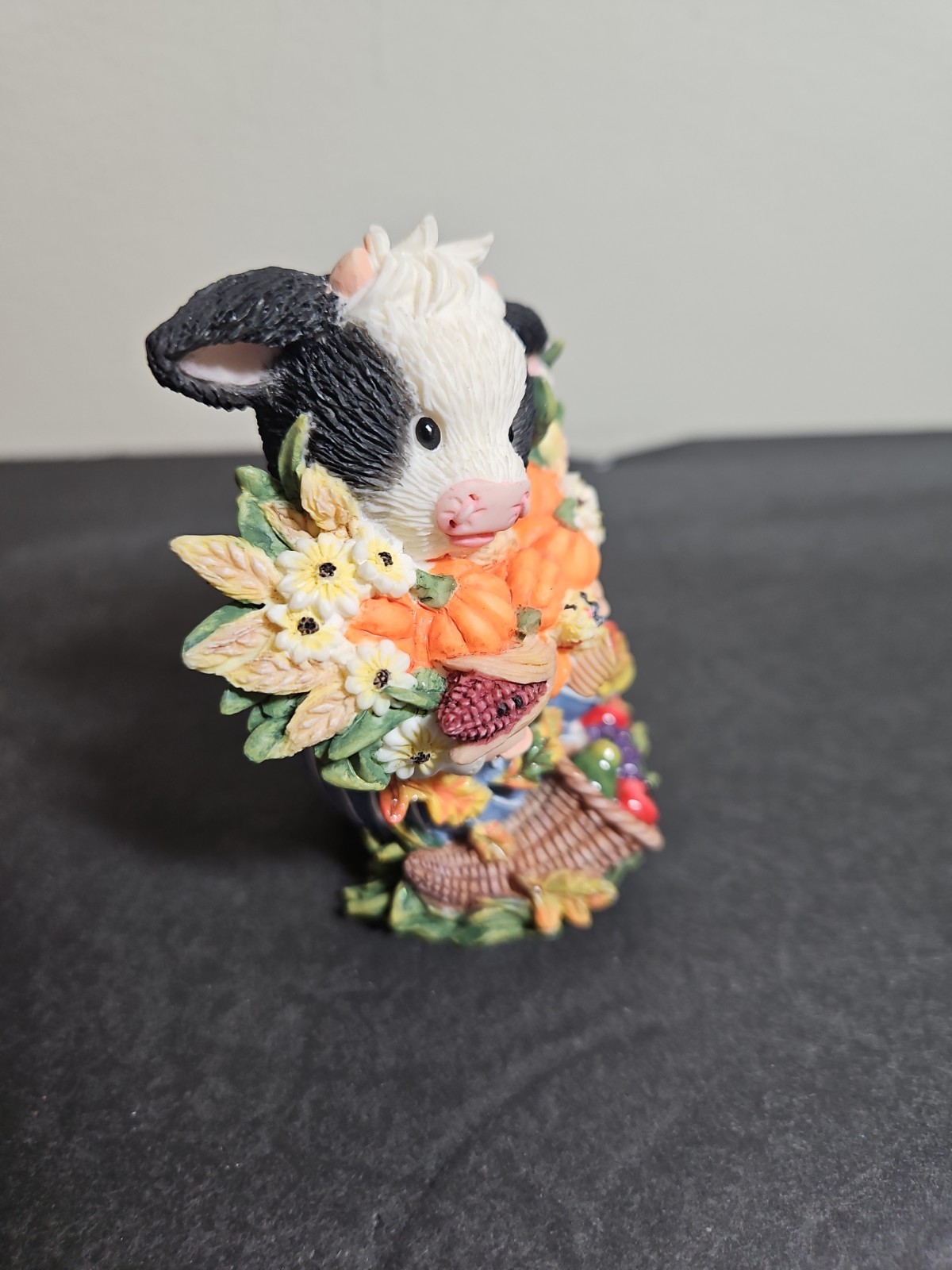 Mary’s Moo Moos 1999 A Harvest Of Friendship National Event Cow Figure 610925
