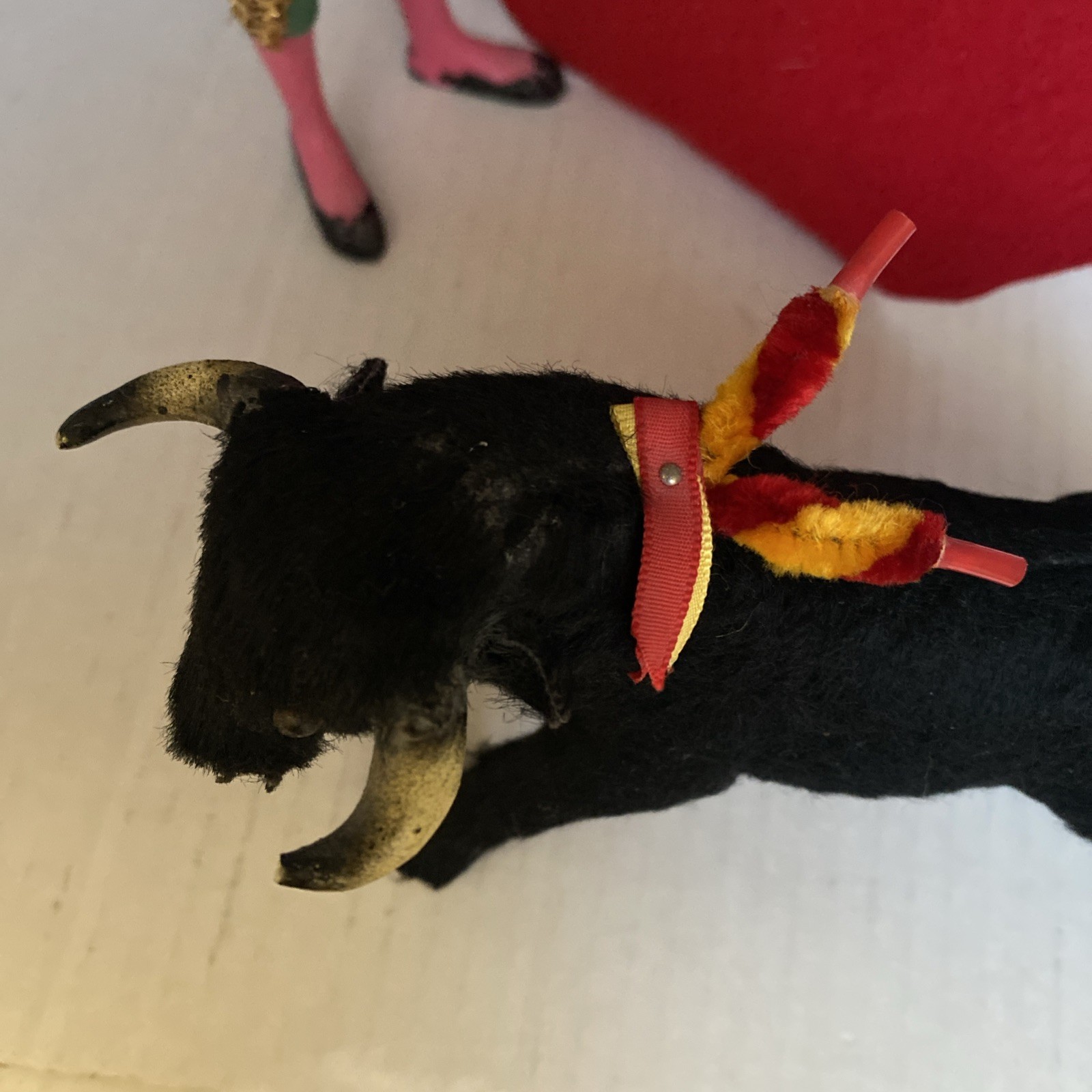 Vintage Spain Matador Bull Fighter Man and Bull Figurine – Unknown Make – Neat!
